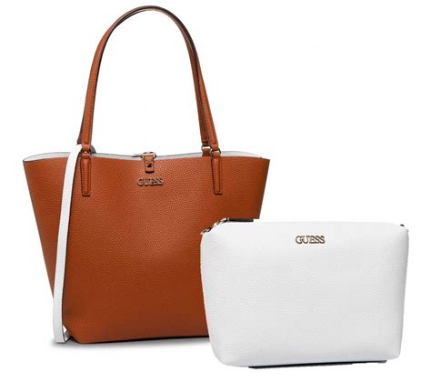 bolsos guess otoño 2018 temporada|bolso de piel guess.